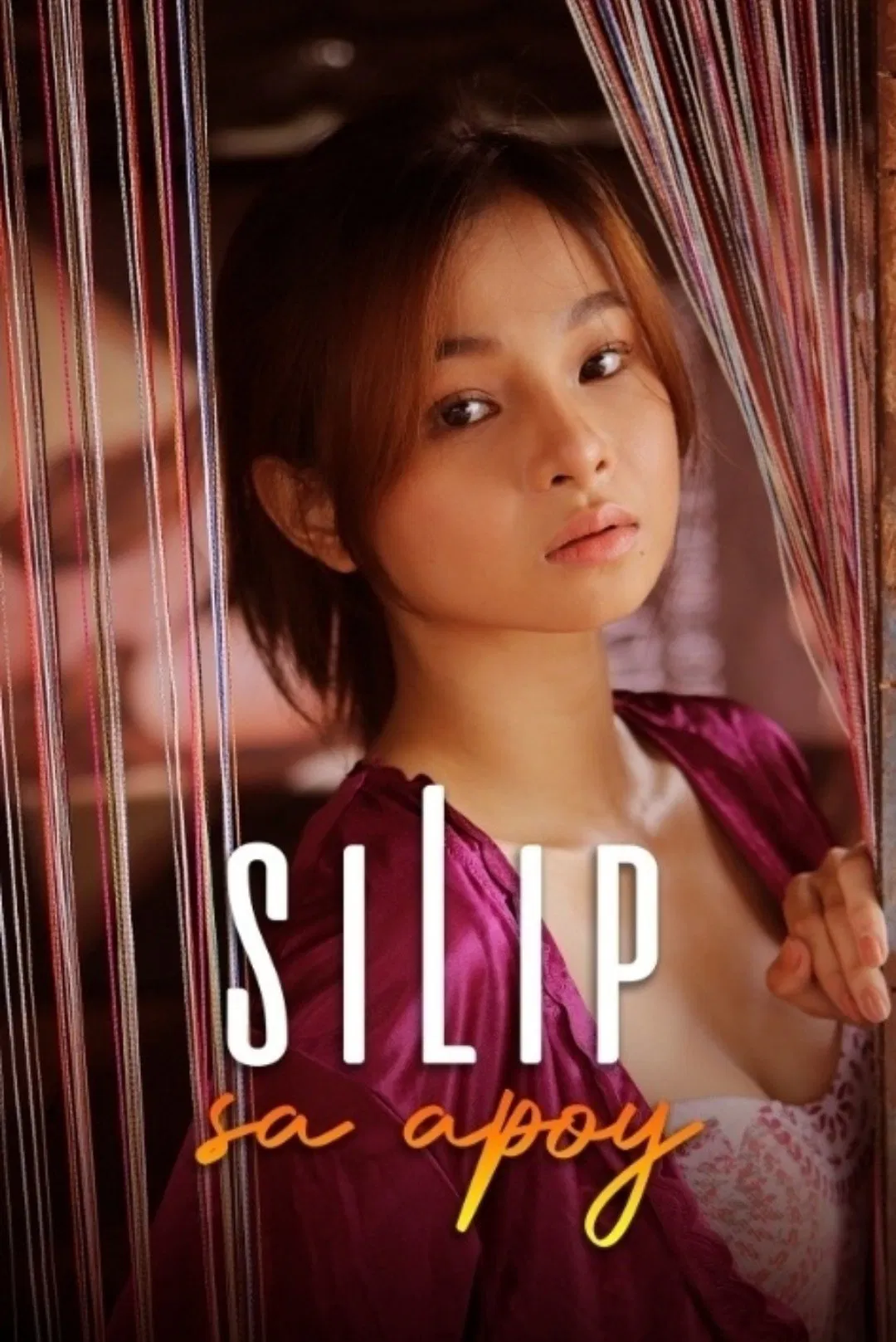 Poster chính thức của phim Phim Tâm Lý, Phim Giật Gân "Peek at the Fire" (Silip Sa Apoy - 2022), với sự tham gia của diễn viên Angeli Khang và Sid Lucero.