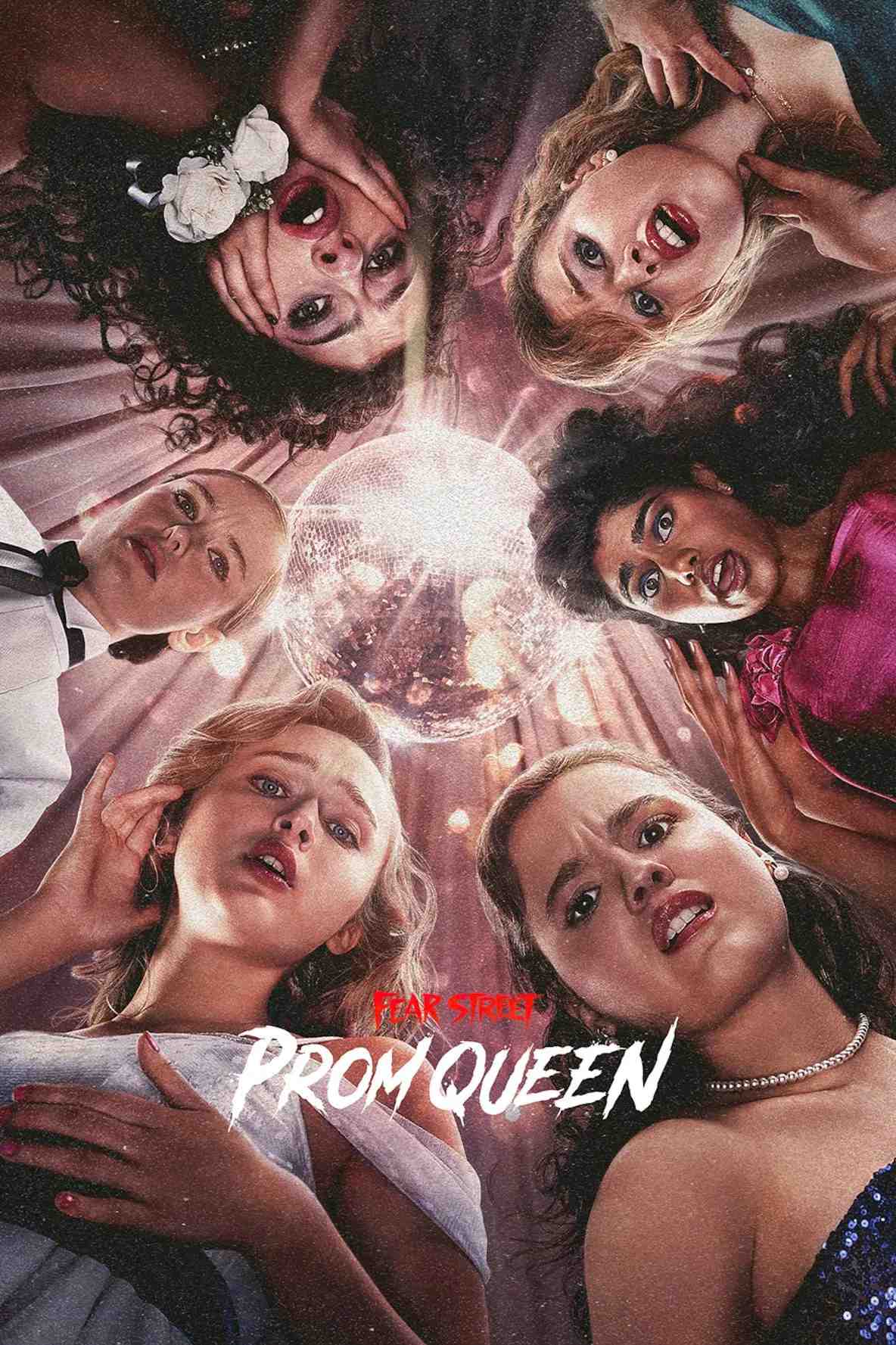 Poster chính thức của phim Phim Kinh Dị, Phim Bí Ẩn "Phố Fear: Nữ Hoàng Dạ Hội" (Fear Street: Prom Queen - 2025), với sự tham gia của diễn viên India Fowler và Suzanna Son.