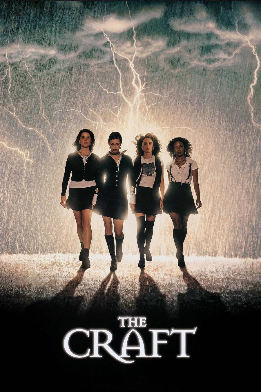Poster chính thức của phim Phim Kinh Dị, Phim Tâm Lý "Phù Thủy Học Đường" (The Craft - 1996), với sự tham gia của diễn viên Robin Tunney và Fairuza Balk.