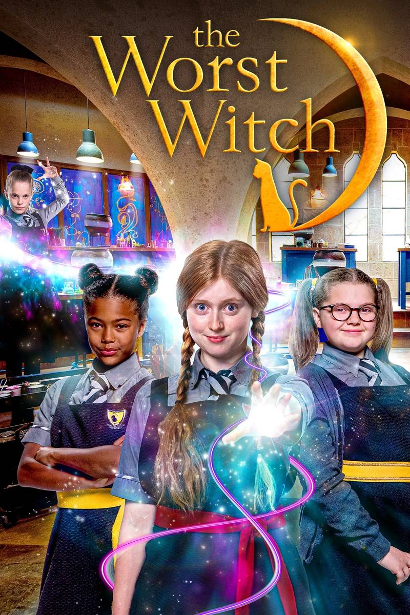 Poster chính thức của phim Phim Thiếu Nhi, Phim Bí Ẩn "Phù thủy xui xẻo (Phần 1)" (The Worst Witch - 2017), với sự tham gia của diễn viên Lydia Page và Tamara Smart.