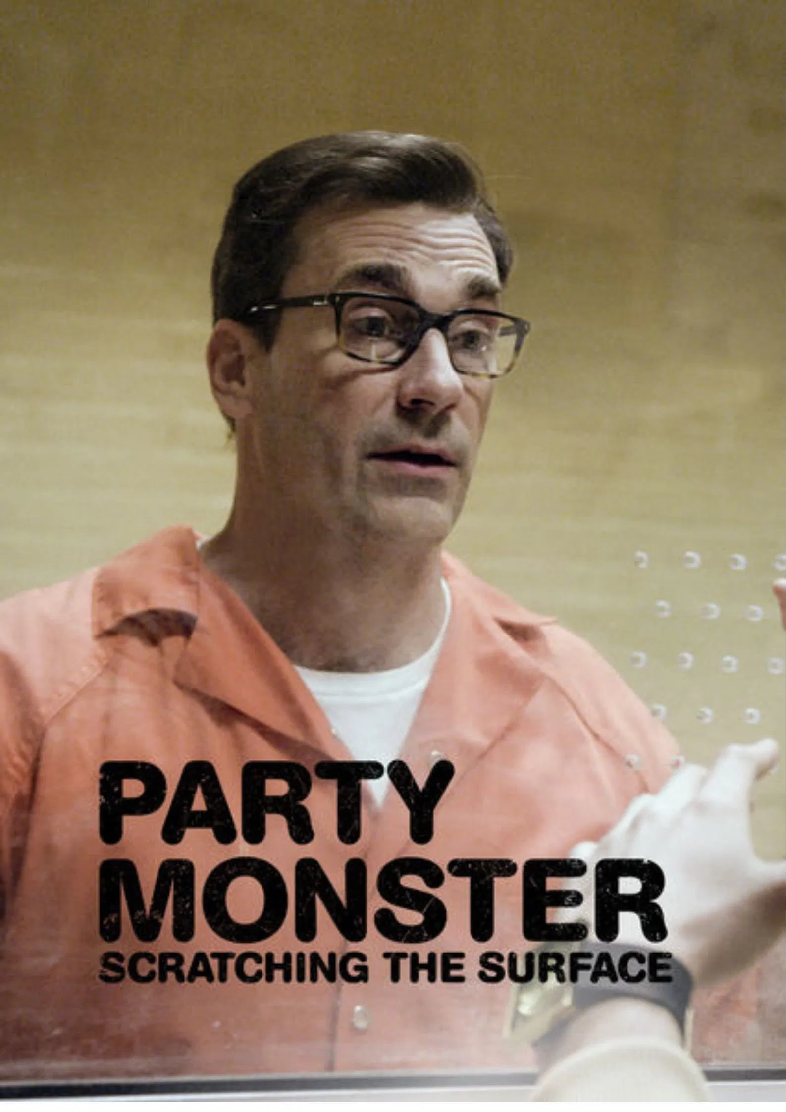 Poster chính thức của phim Phim Hài "Quái vật tiệc tùng: Chỉ là phần nổi" (Party Monster: Scratching the Surface - 2018), với sự tham gia của diễn viên Jon Hamm và Derek Klena.