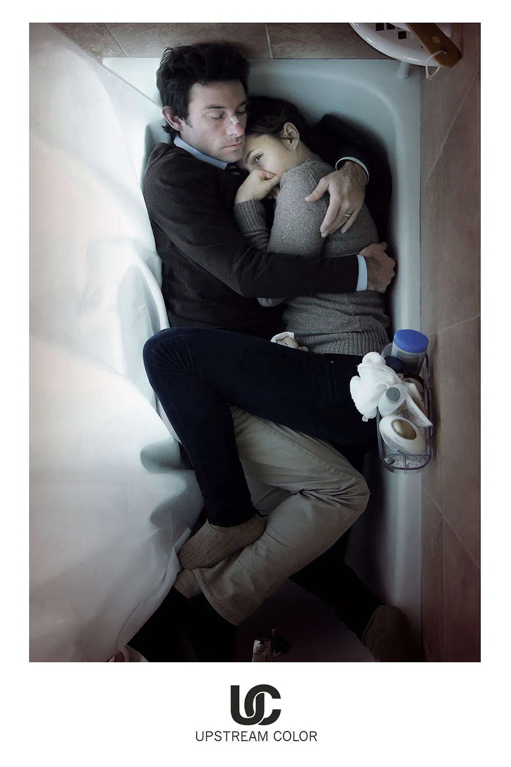 Poster chính thức của phim Phim Tâm Lý, Phim Viễn Tưởng "Sắc Màu Ngược Dòng" (Upstream Color - 2013), với sự tham gia của diễn viên Amy Seimetz và Shane Carruth.