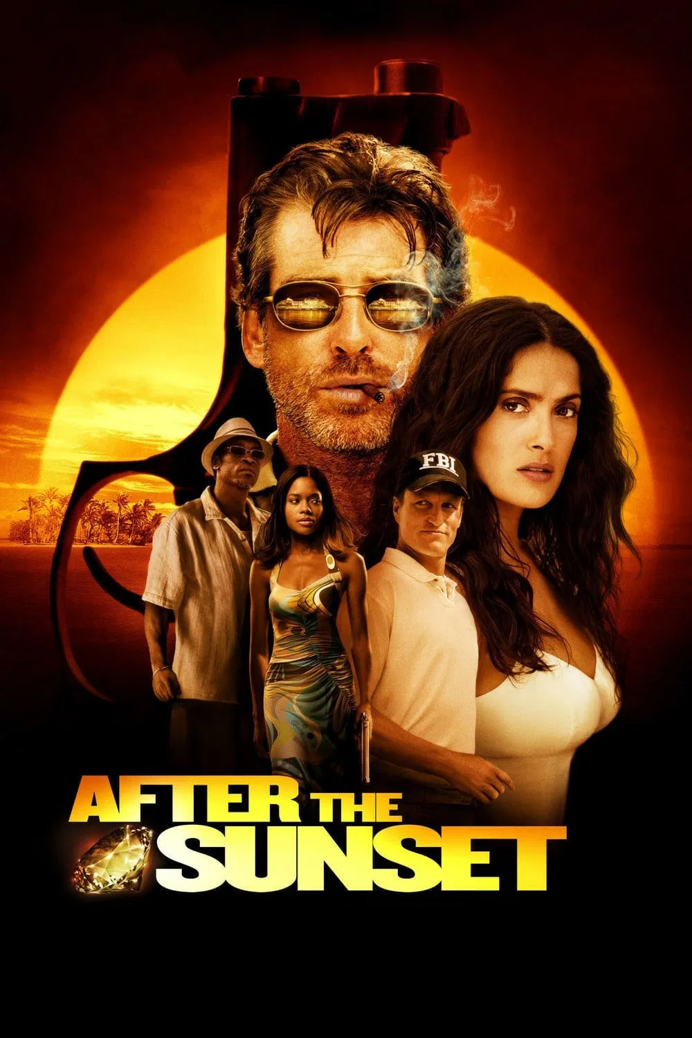 Poster chính thức của phim Phim Hành Động, Phim Hài "Sau Ánh Hoàng Hôn" (After the Sunset - 2004), với sự tham gia của diễn viên Pierce Brosnan và Salma Hayek Pinault.