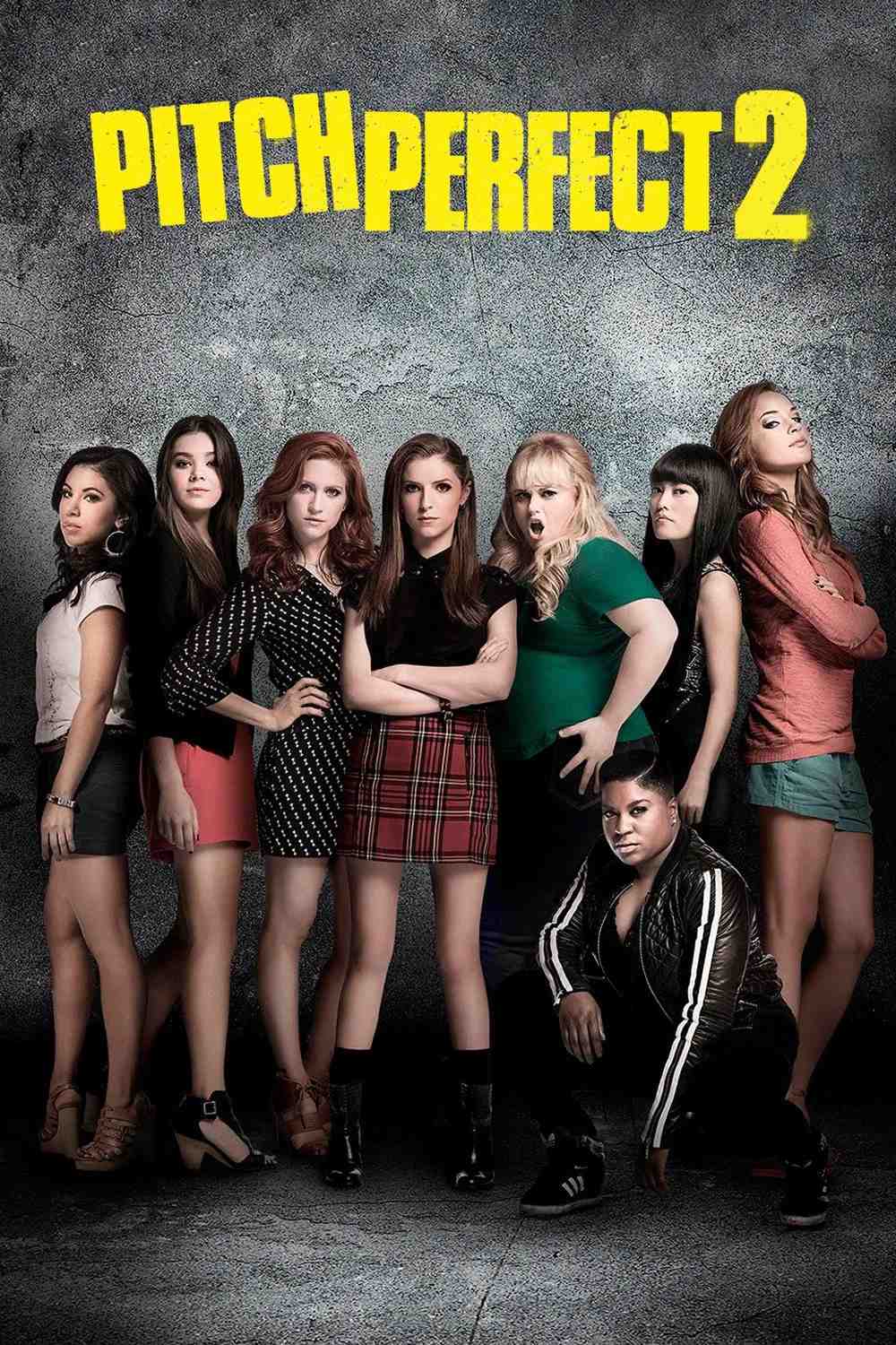 Poster chính thức của phim Phim Hài, Phim Ca Nhạc "Sự Nổi Loạn Hoàn Hảo 2" (Pitch Perfect 2 - 2015), với sự tham gia của diễn viên Anna Kendrick và Brittany Snow.
