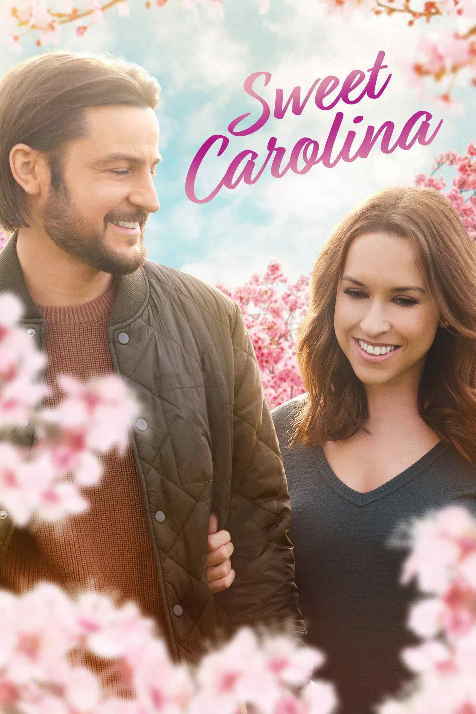 Poster chính thức của phim Phim Truyền Hình, Phim Tình Cảm "Sweet Carolina" (Sweet Carolina - 2021), với sự tham gia của diễn viên Lacey Chabert và Tyler Hynes.