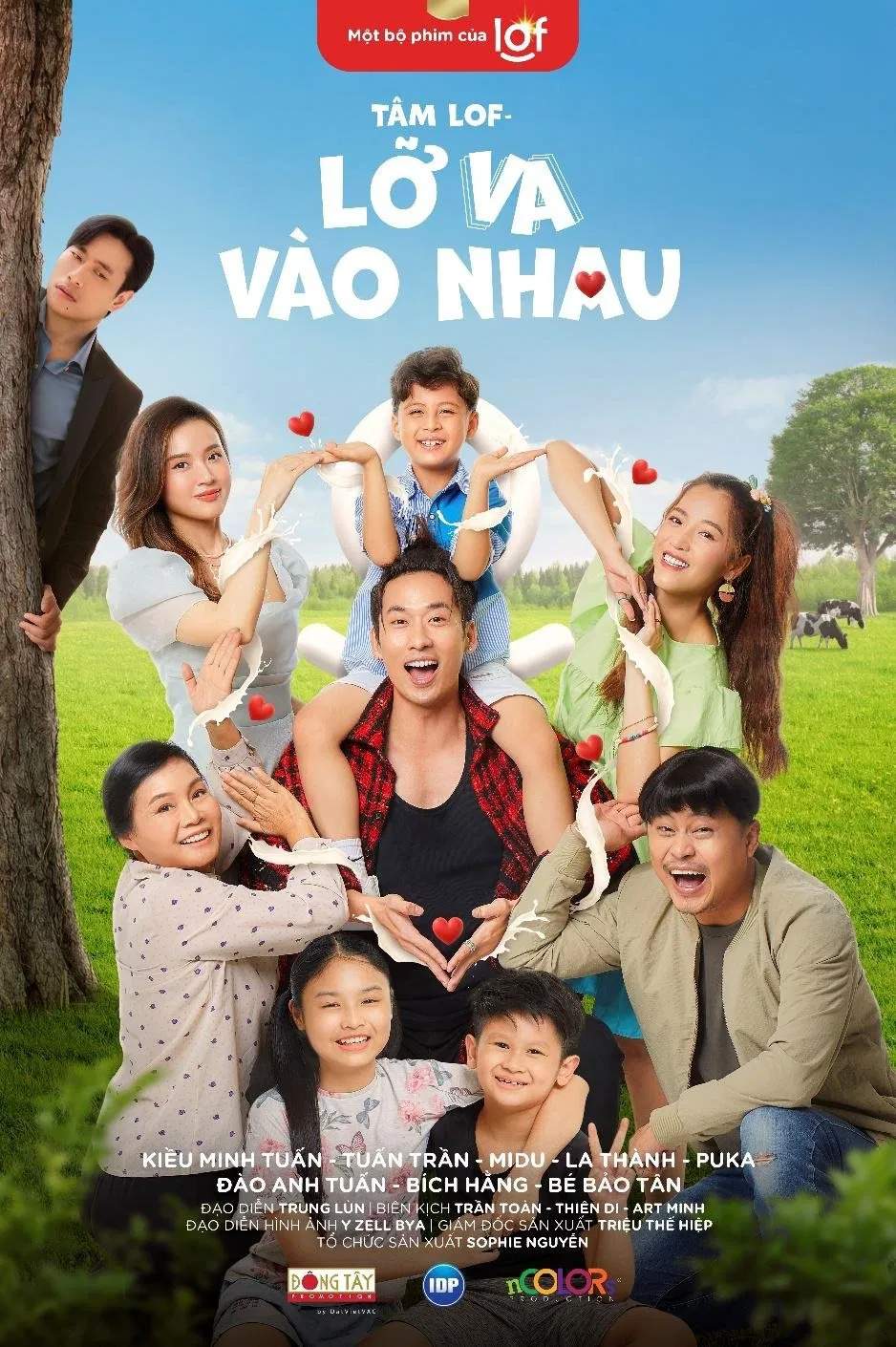 Poster chính thức của phim "Tâm LOF - Lỡ Va Vào Nhau" (Tâm Lof - Lỡ Va Vào Nhau - 2022), với sự tham gia của diễn viên Kiều Minh Tuấn và Tuấn Trần.