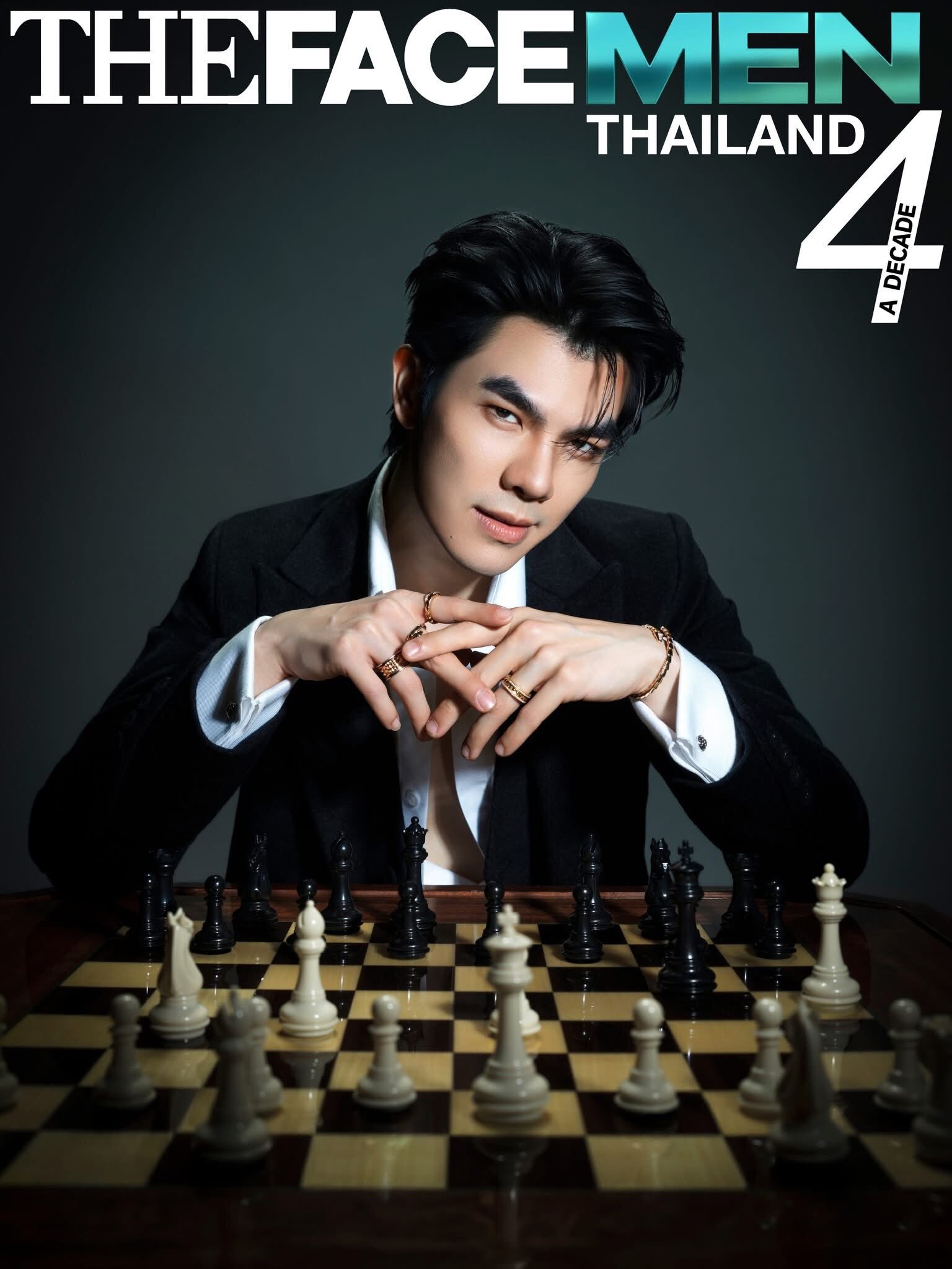 Poster chính thức của phim Truyền Hình Thực Tế "The Face Men 4" (The Face Men Thailand), với sự tham gia của diễn viên Jumpol Adulkittiporn và Phakphum Romsaithong.