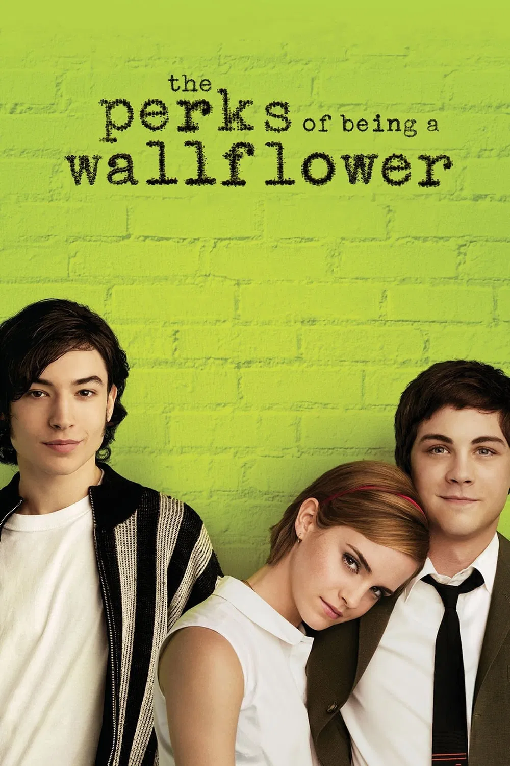 Poster chính thức của phim Phim Tâm Lý "The Perks of Being a Wallflower" (The Perks of Being a Wallflower - 2012), với sự tham gia của diễn viên Logan Lerman và Emma Watson.