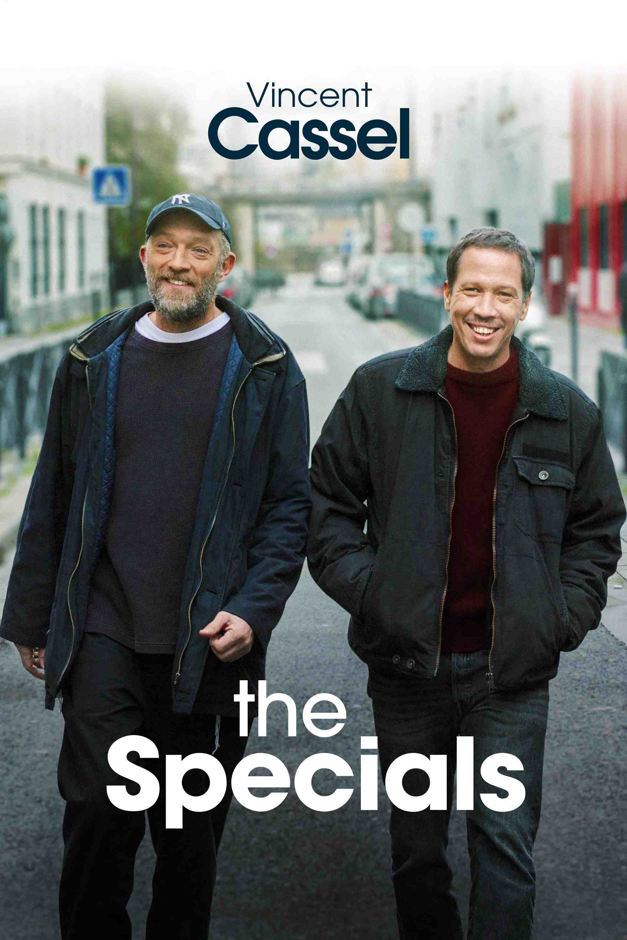 Poster chính thức của phim Phim Hài, Phim Tâm Lý "The Specials" (The Specials - 2019), với sự tham gia của diễn viên Vincent Cassel và Reda Kateb.