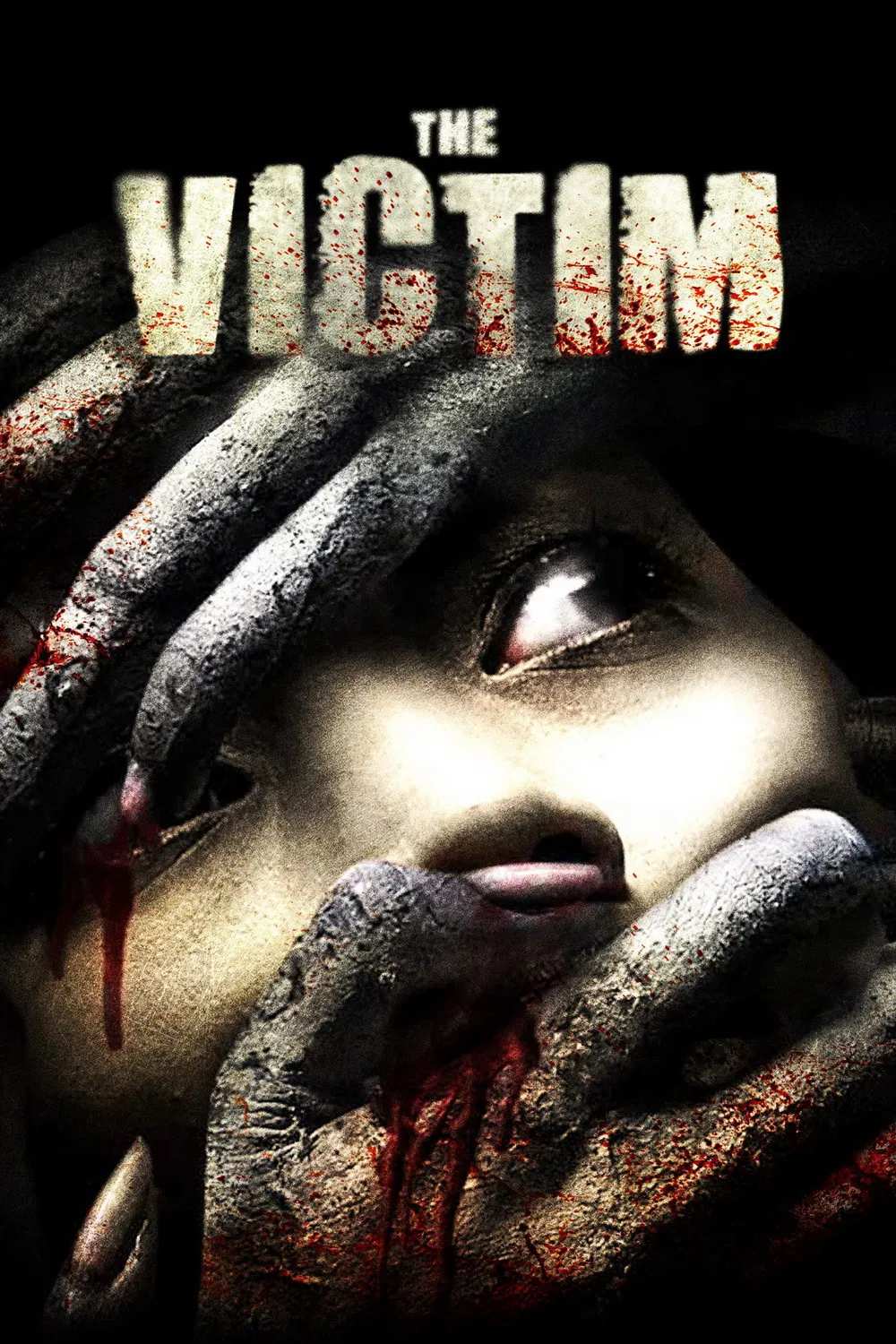 Poster chính thức của phim Phim Kinh Dị, Phim Giật Gân "The Victim" (The Victim - 2006), với sự tham gia của diễn viên Pitchanart Sakakorn và Apasiri Nitibhon.
