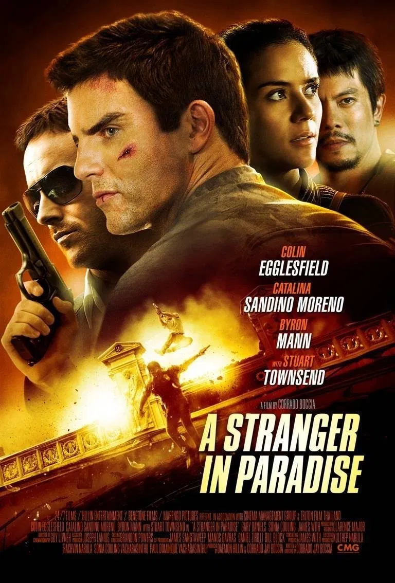 Poster chính thức của phim Phim Giật Gân "Thiên Đường Xa Lạ" (A Stranger in Paradise - 2013), với sự tham gia của diễn viên Colin Egglesfield và Catalina Sandino Moreno.