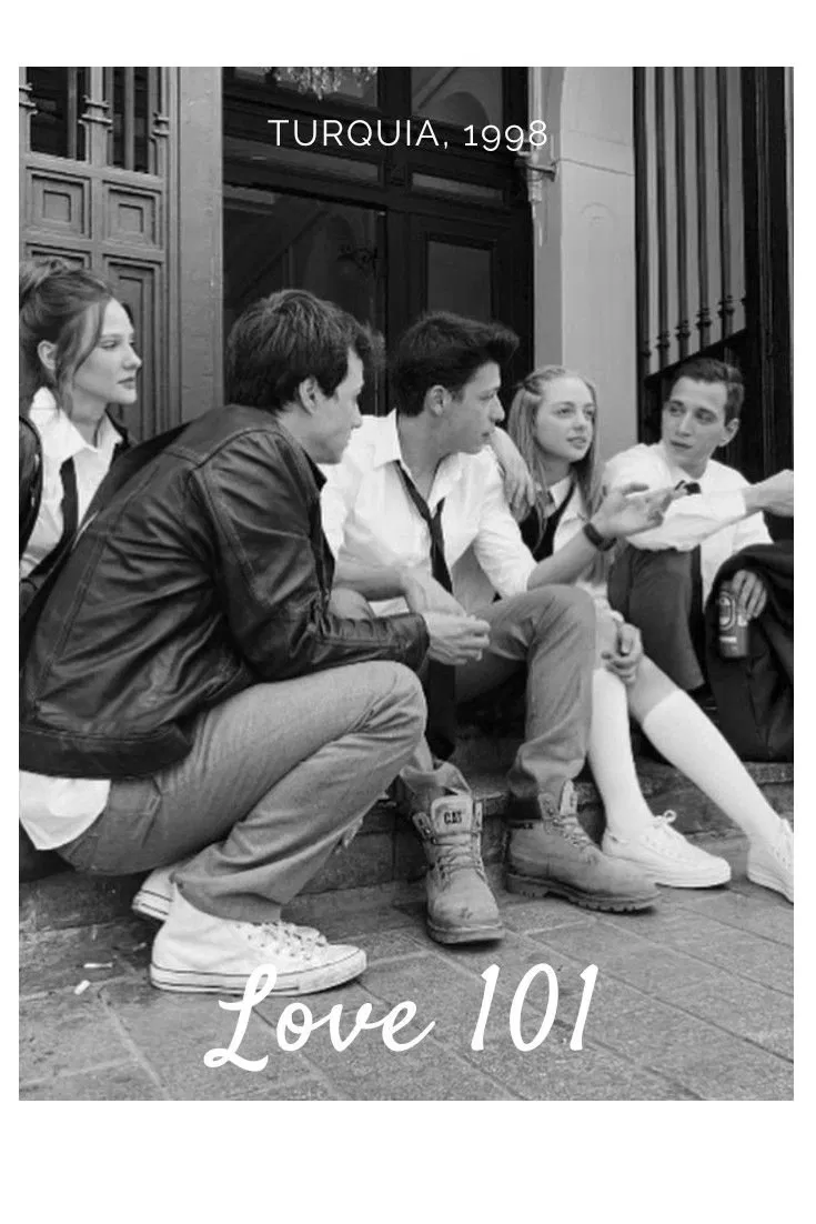 Poster chính thức của phim Phim Hài, Phim Tâm Lý "Tình Yêu 101 (Phần 2)" (Love 101 - 2020), với sự tham gia của diễn viên Alina Boz và Mert Yazıcıoğlu.