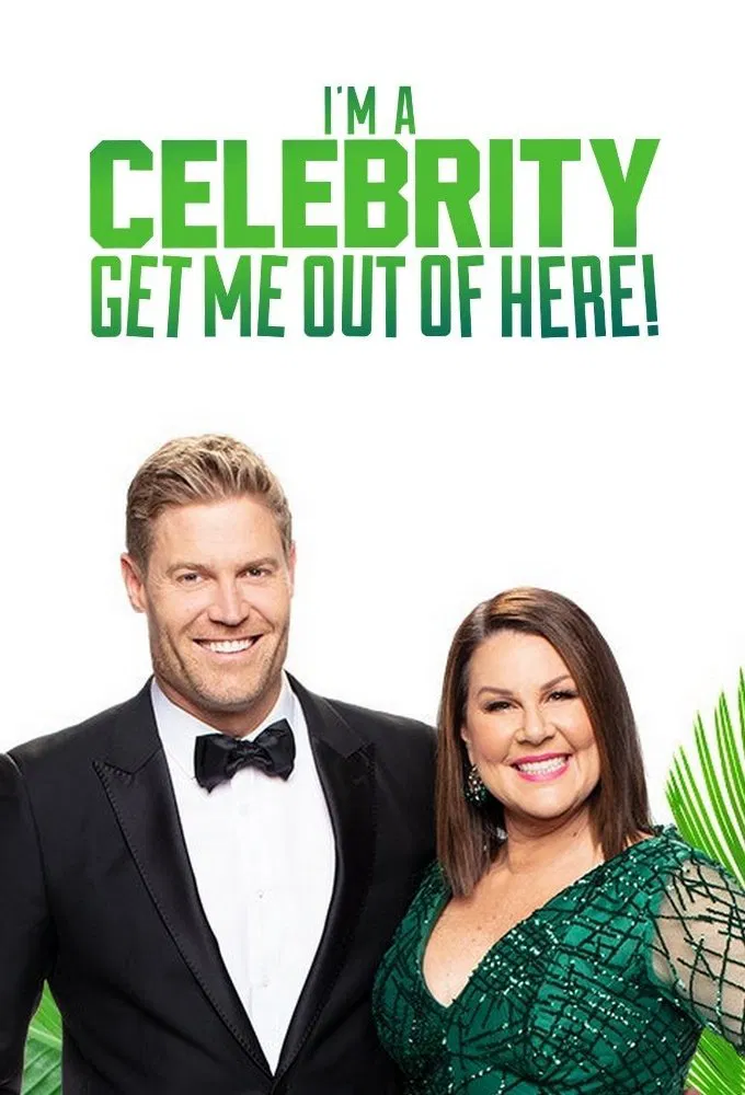 Poster chính thức của phim Truyền Hình Thực Tế "Tôi, Anh Ta, Cô Ấy" (I'm a Celebrity: Get Me Out of Here! - 2015), với sự tham gia của diễn viên Julia Morris và Chris Brown.