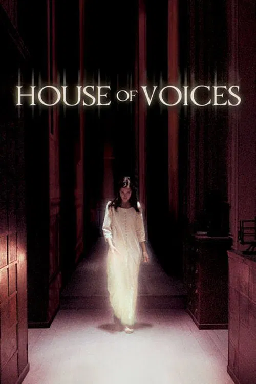 Poster chính thức của phim Phim Kinh Dị, Phim Bí Ẩn "Trại Thánh Ange" (House of Voices - 2004), với sự tham gia của diễn viên Virginie Ledoyen và Lou Doillon.