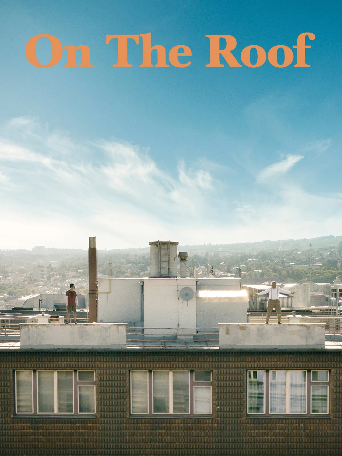 Poster chính thức của phim Phim Tâm Lý, Phim Hài "Trên mái nhà" (On the Roof - 2019), với sự tham gia của diễn viên Lukáš Duy Anh Tran và Alois Švehlík.