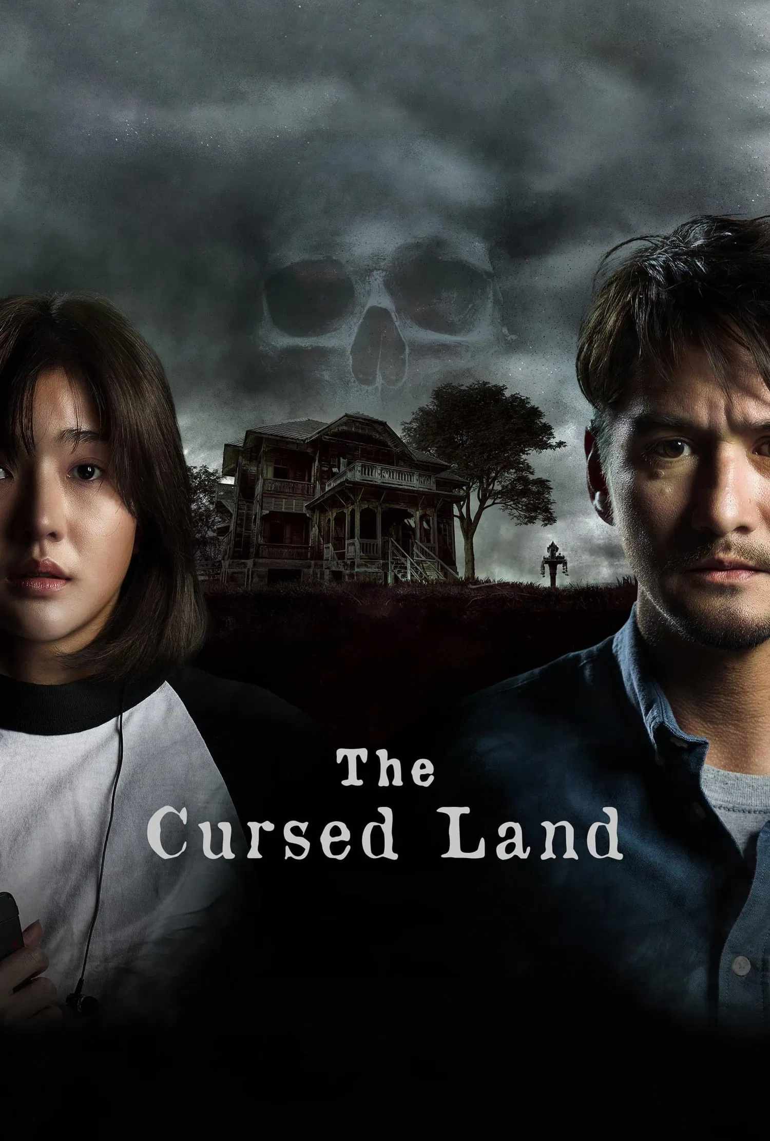 Poster chính thức của phim Phim Kinh Dị, Phim Giật Gân "Vùng Đất Bị Nguyền Rủa" (The Cursed Land - 2024), với sự tham gia của diễn viên Ananda Everingham và Bront Palarae.