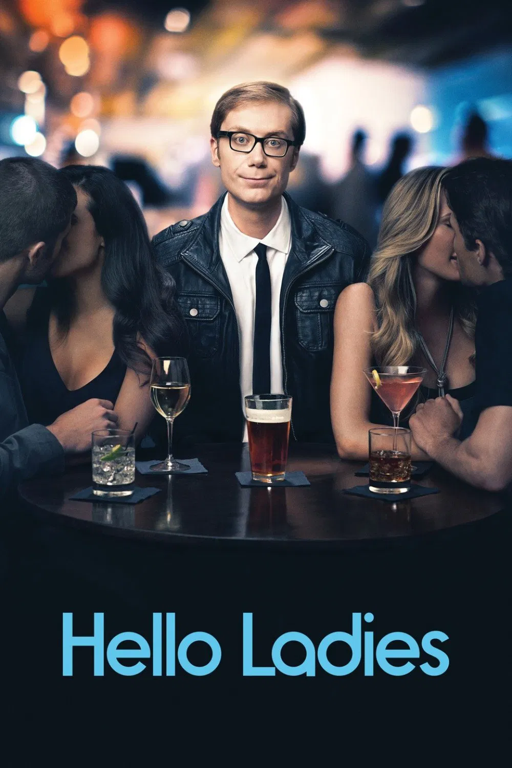 Poster chính thức của phim Phim Hài "Xin Chào Các Quý Cô" (Hello Ladies - 2013), với sự tham gia của diễn viên Stephen Merchant và Christine Woods.