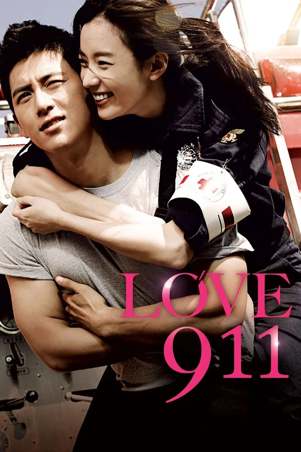 Poster chính thức của phim Phim Tâm Lý, Phim Tình Cảm "Yêu Khẩn Cấp" (Love 911 - 2012), với sự tham gia của diễn viên Han Hyo-joo và Go Soo.