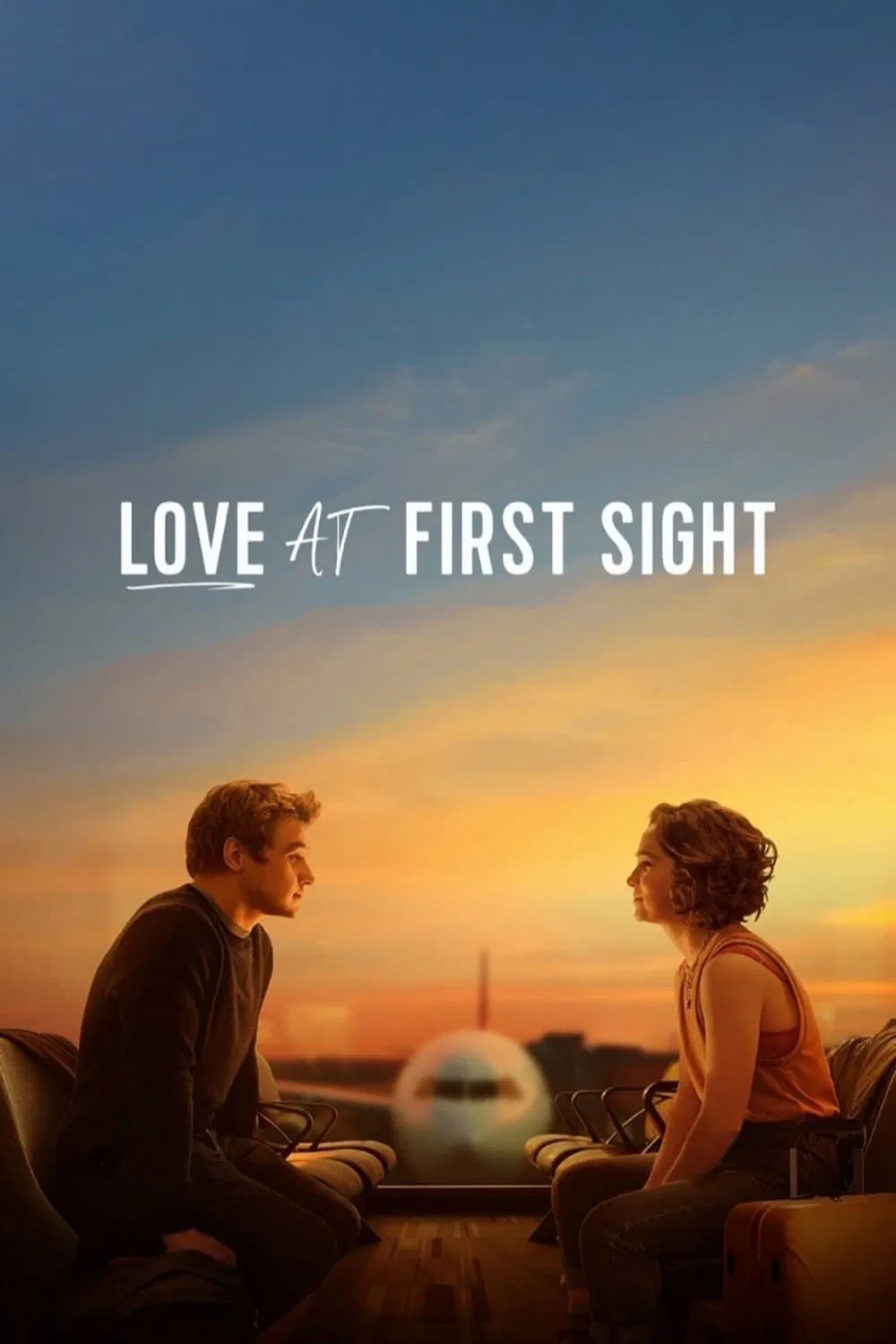 Poster chính thức của phim Phim Tình Cảm, Phim Tâm Lý "Yêu Từ Cái Nhìn Đầu Tiên" (Love at First Sight - 2023), với sự tham gia của diễn viên Haley Lu Richardson và Ben Hardy.