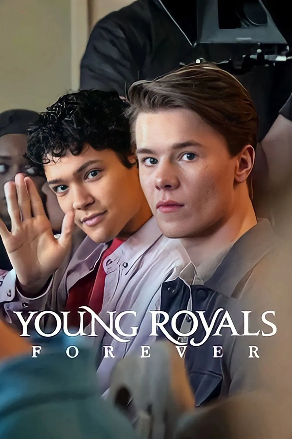 Poster chính thức của phim Phim Tài Liệu "Young Royals Forever" (Young Royals Forever - 2024), với sự tham gia của diễn viên Edvin Ryding và Omar Rudberg.